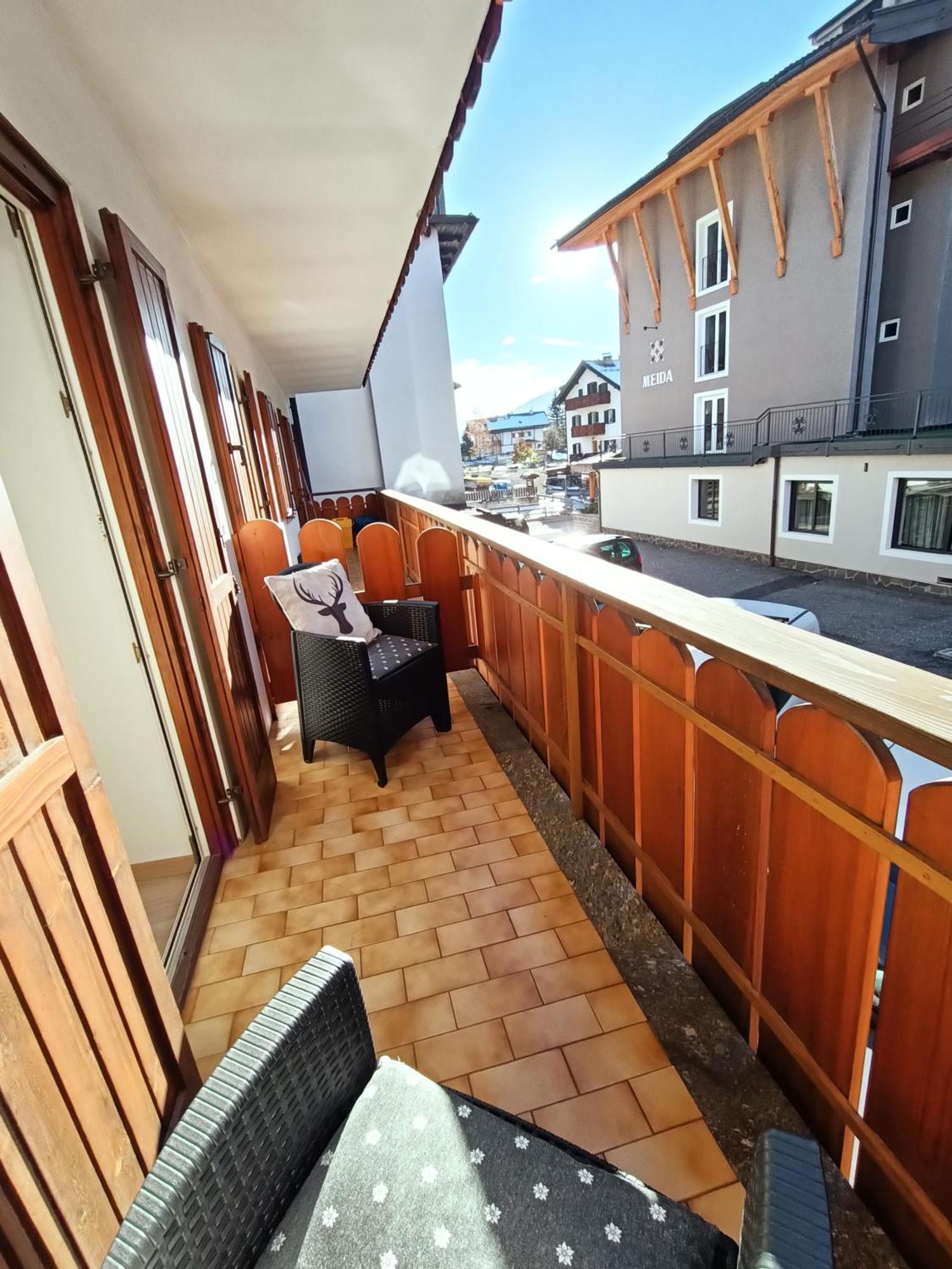 Casa Paola Apartment Pozza di Fassa Luaran gambar