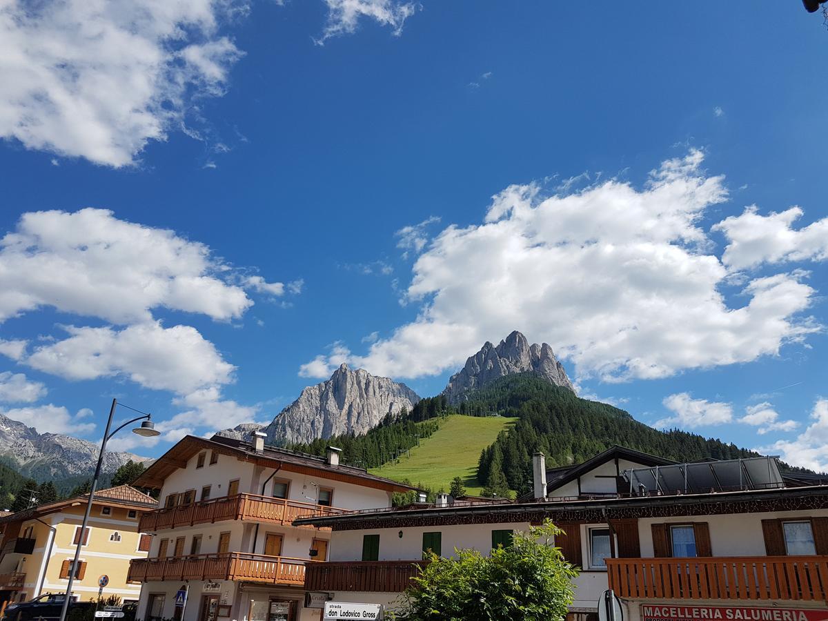 Casa Paola Apartment Pozza di Fassa Luaran gambar